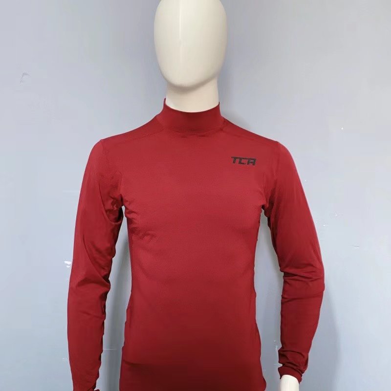 Amber, a man's bathing suit, T-shirts, sunproof