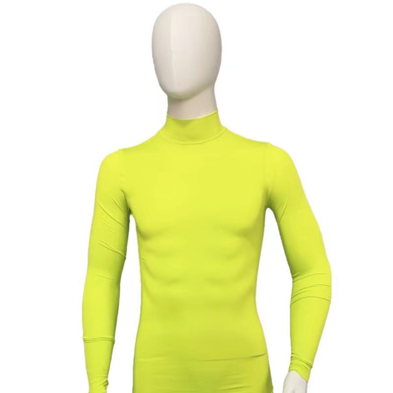 Amber, a man's bathing suit, T-shirts, sunproof