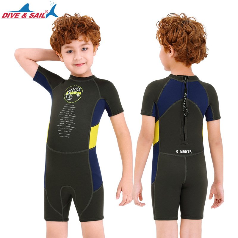 NEW 2.5MM DIVING SUIT FOR CHILDREN IN SWIMSUITS, BOYS AND GIRLS WITH SHORT-SLEEVED SHORT SLEEVES TO KEEP THEM WARM AND SURF-PROOF
