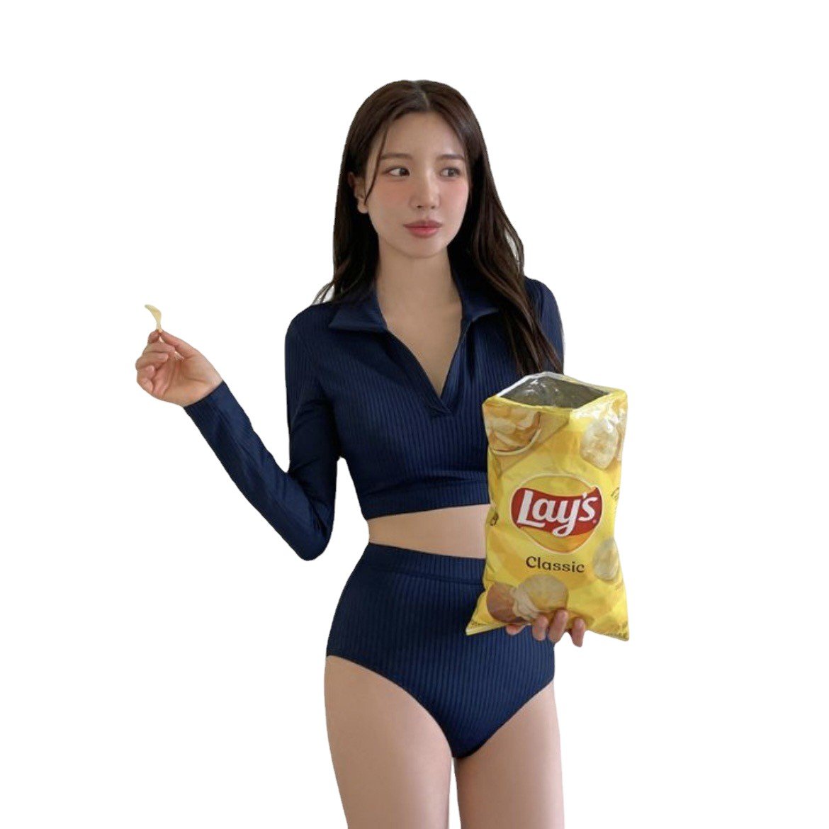 south korea's east gate ins, long-sleeved swimsuit girl, surfing back and body bathing suit