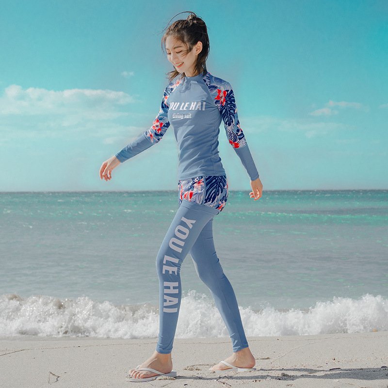 2021 new women's swimsuits, 3 pairs of tan-proofs, dive and surf
