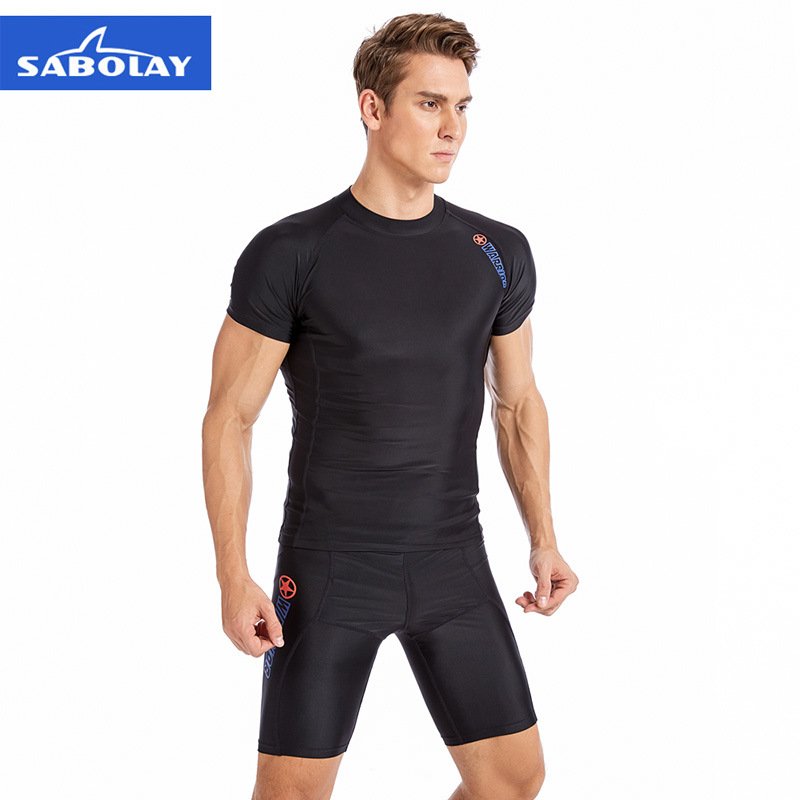 A new, big, cross-border swimsuit, shorts, shorts, and a surfing suit, and a dry adult swimsuit