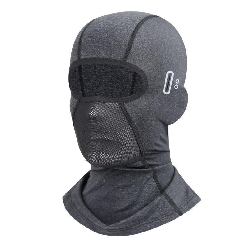Surf-scrambling, sunshield-shield-faced Kini-scuba-cap-scrambling