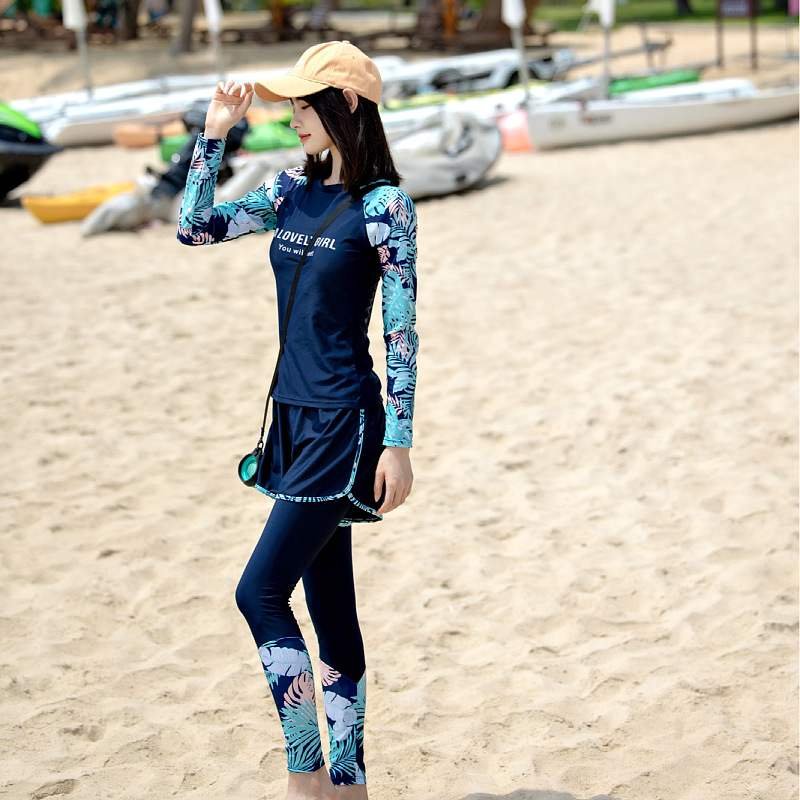2024 new swam suit, long-sleeved long-sleeved, sunproof bathing suit, and a thin spring swimsuit