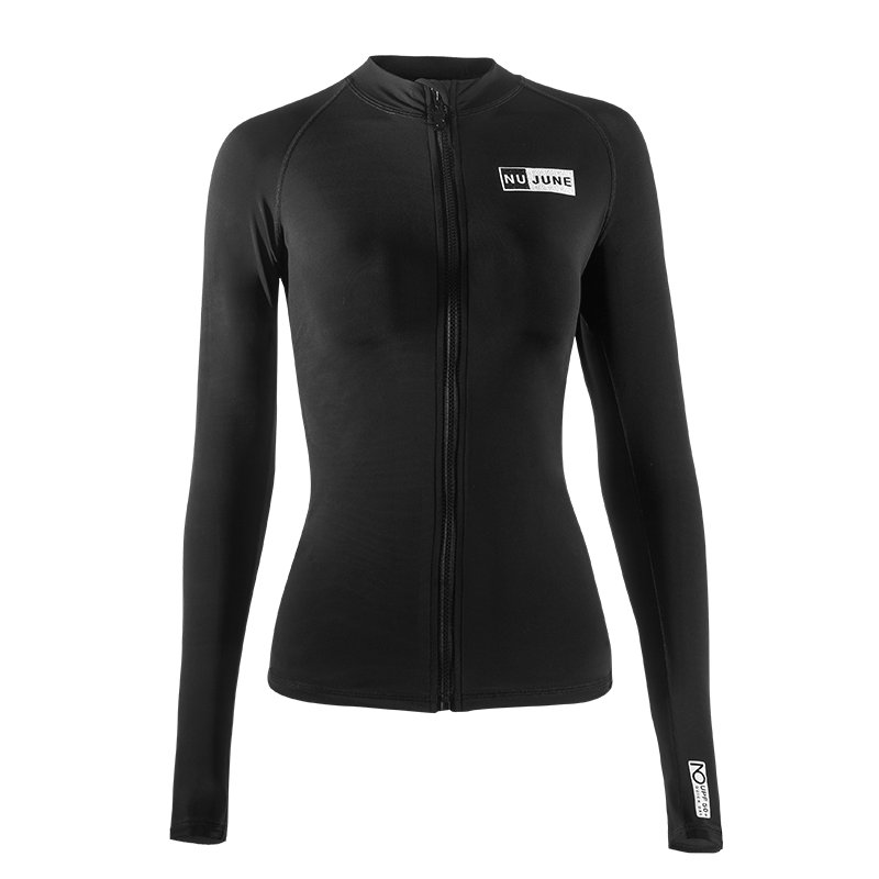 Ms. Nu June's Swimming suit, long-sleeved, black-chained surf-scrambling suit, protected two large sets