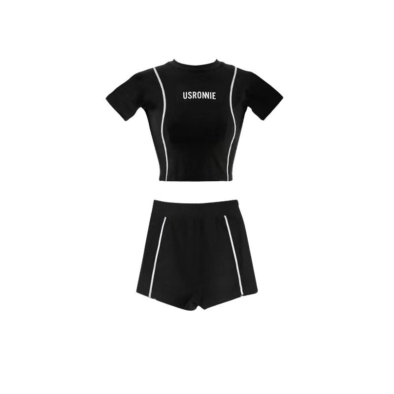 The woman in the bathing suit, a new 2024 long-sleeved bathing suit for the summer sea surfer