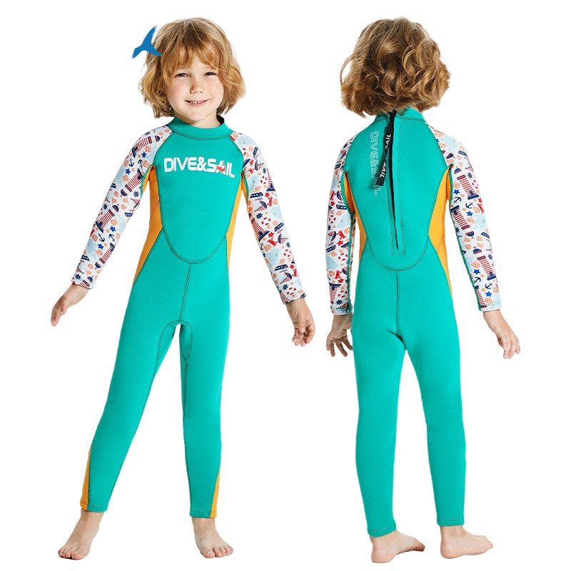 A NEW, CROSS-BORDER CHILD DIVING SUIT WITH A 2.5MM COMPLEX AND A THICK WARM BATHING SUIT FOR A BOY WITH A SURFING JELLYFISH