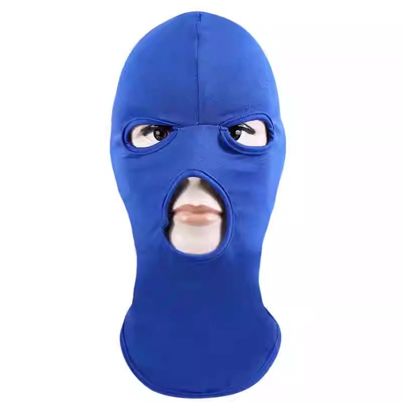 Diving mask divulging face-to-face, Mr. Kini surfing with a summer-sun-proof, sea-side swimmers
