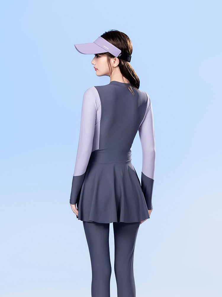 Ms. Diving suit, long sleeves covered in sunscreen jellyfish