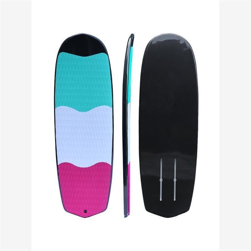 Powerless carbon-fibrous waterboards with the same tremor board and the same beginners standing up and going straight