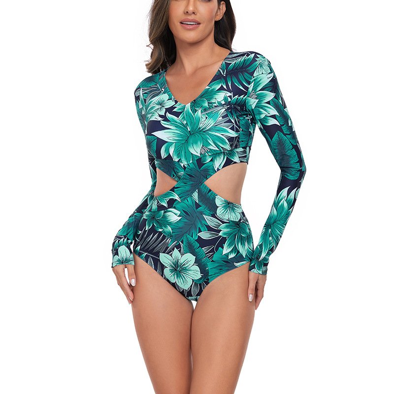 2024, the new Euro-American fashion plaque with a lean back and a long-chained sleeve lady surfing
