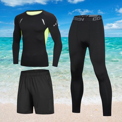 A bathing suit for young men with long-sleeved shorts and a spa bathing suit for sunproof UV-proof suits