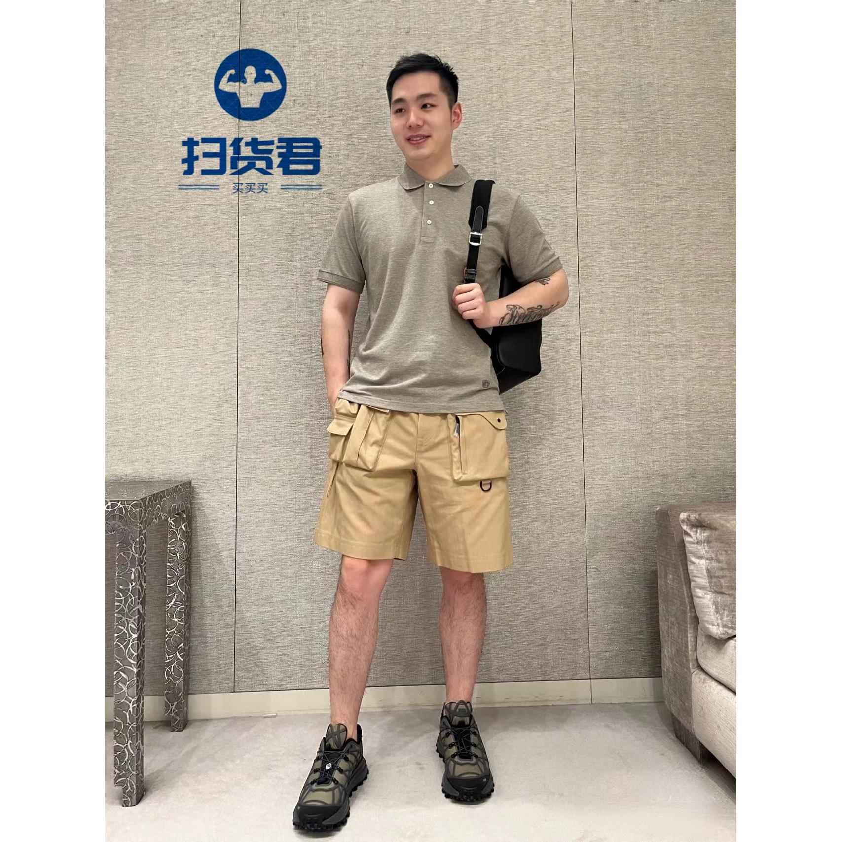 The new man in spring and summer is full of old and loose sandal pants
