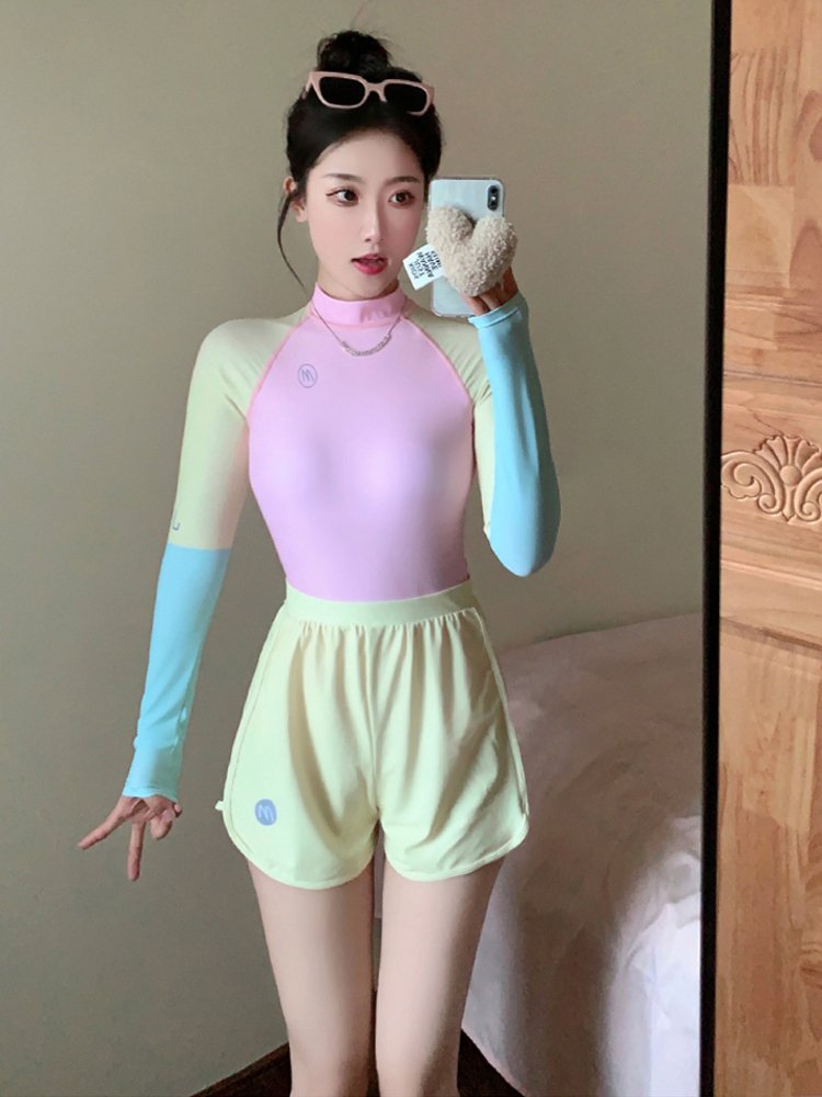 The swimsuit girl, 2024, co-conserve long-sleeved, short-sleeved, twirly-sleeved, surf-covered, waterproof