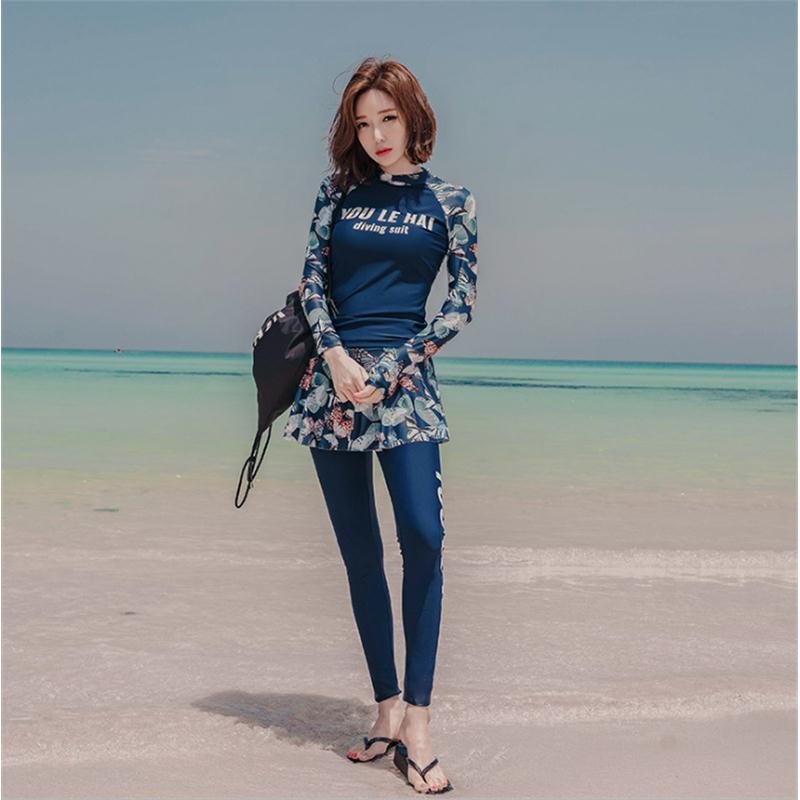 Fong bathing suit, long-sleeved shorts, summer sunscreen surfing suit under the skin of a thin, conservative hot spring swimming