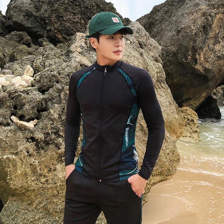 Scrambling suit, sunscreen jellyfish, long-sleeved swarves, surfing suit for a couple