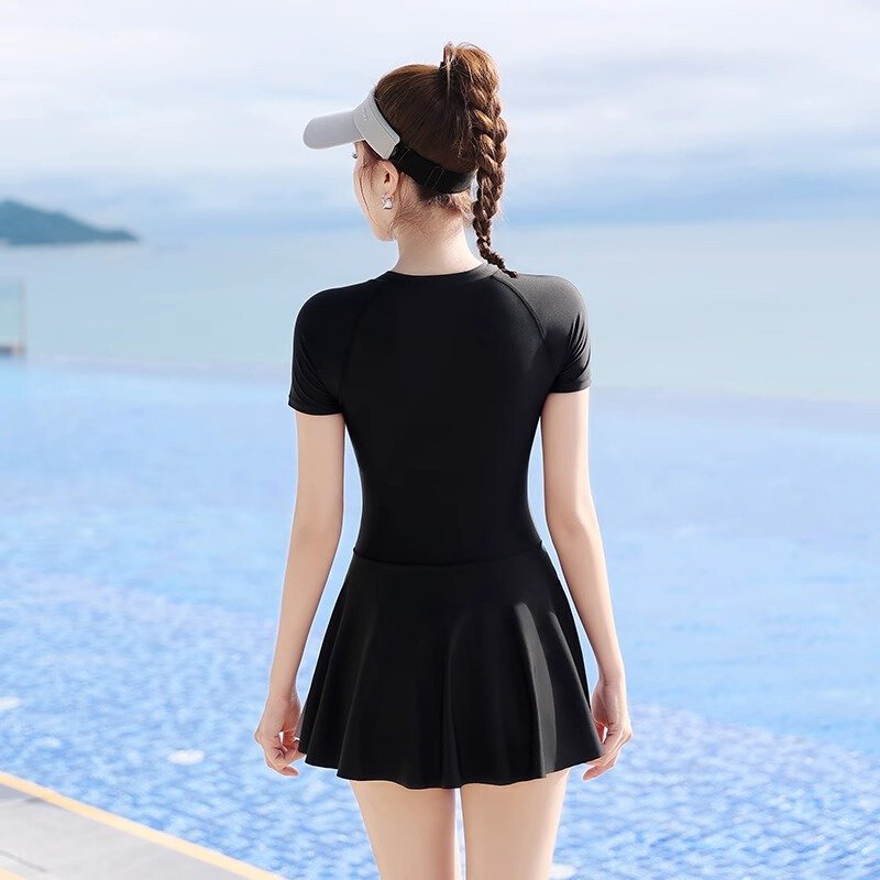 A new 2024 in summer for the sports swimsuit girl