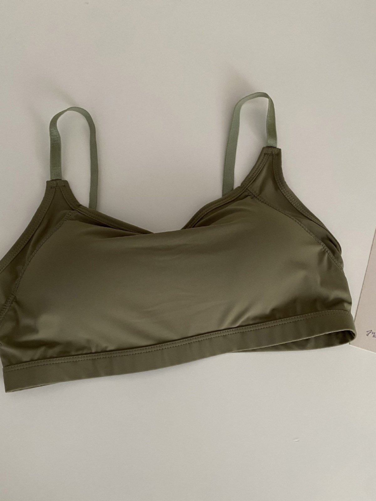 Korean Diving Clothes Female Swaming in the Body, with a small chest of steel coiled to dry a vest and a hot spring bathing suit