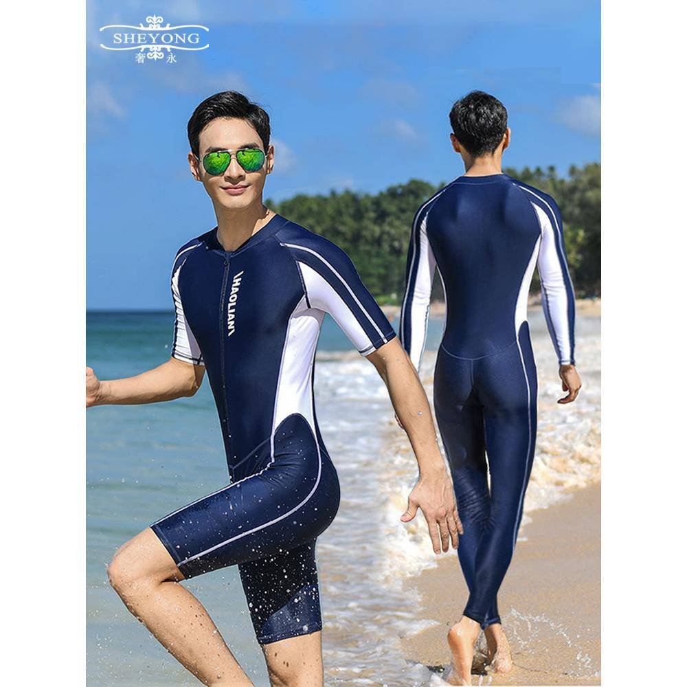 Small-sized, big-sized, fat kids trained in long-sleeved, shallow-water suits for male swimsuits