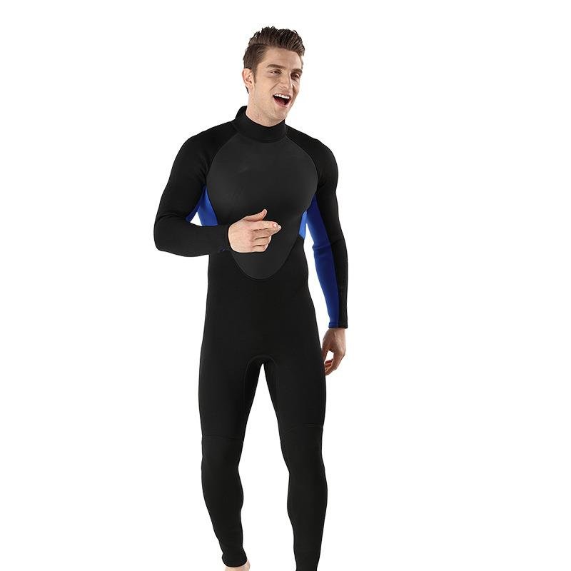 A multi-yard option for men with long-sleeved long-sleeves and a professional training bathing suit for a warm submersible suit for autumn and winter