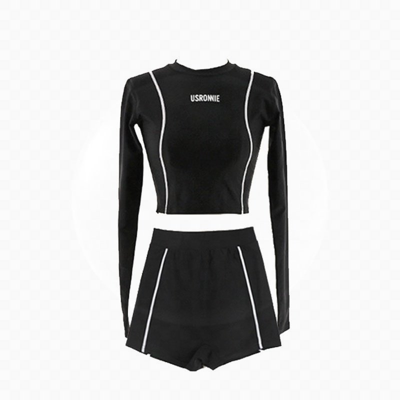 The bathing suit girl's new 2024, high-end bathing suit for the hot spring beach