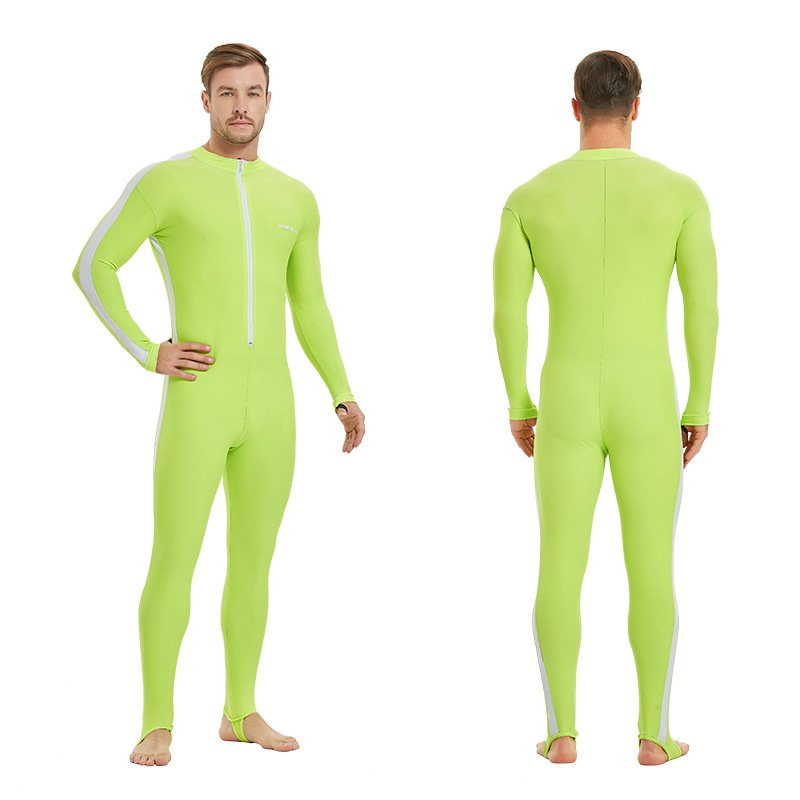 A jellyfish-resistant diving suit, a dry-dry man's suit, covered in sunscreen, a cold-proof swimsuit, long-sleeved surfing suit