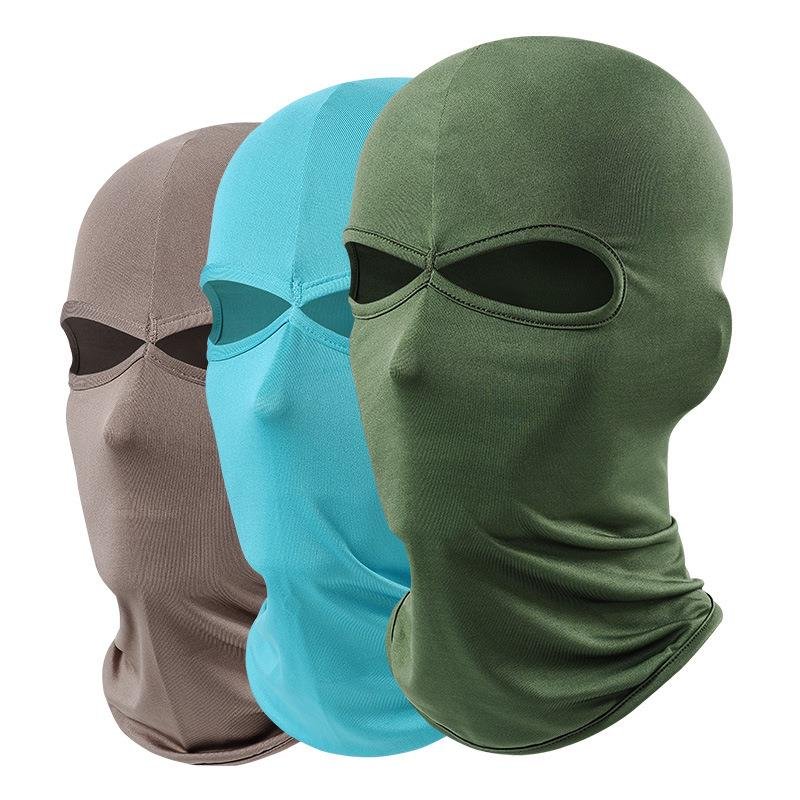 Diving mask, swim-preserve-head-swaming man, summer sunscreen-skinny-faced sea-boned woman