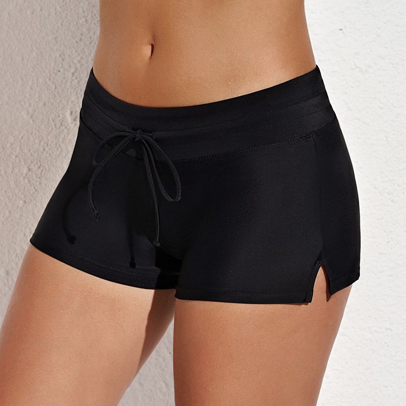 The new European-American bathing-pants belt lady has a hairdresser with a low waist, sexy thongs, and thongs
