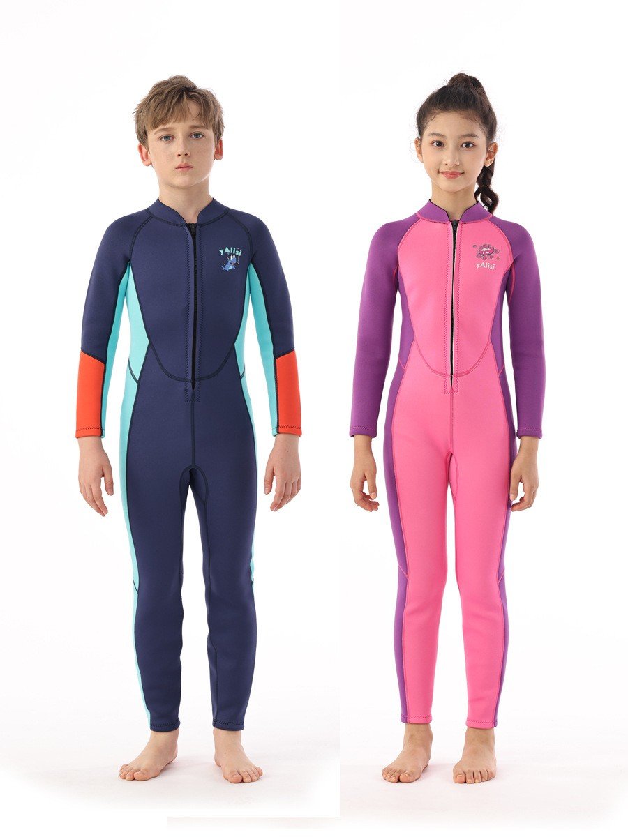 Children's bathing suit boys and girls trained to keep their bathing suits warm, long-sleeved, sun-shielded, surf-dive suit
