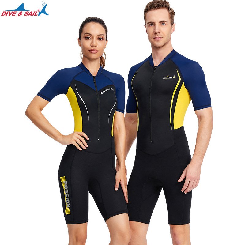 new couple's wet suit, sunscreen swimsuits, shorts, 1.5 mm snorkeling and warming