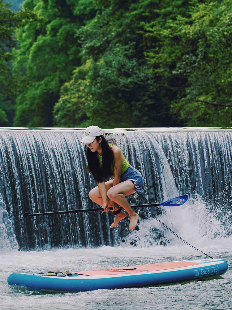 STAND-BY INFLATABLE TO FOLD SUP OARS, ADULT SURFBOARDS, RACES ON WATERBOARDS, MARMALADE