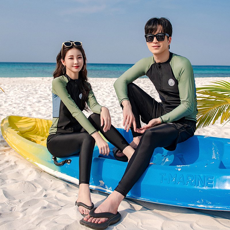 The new dive suit, the big bathing suit, the sun-proof, dry surfing subdivision, the jellyfish, the long sleeves