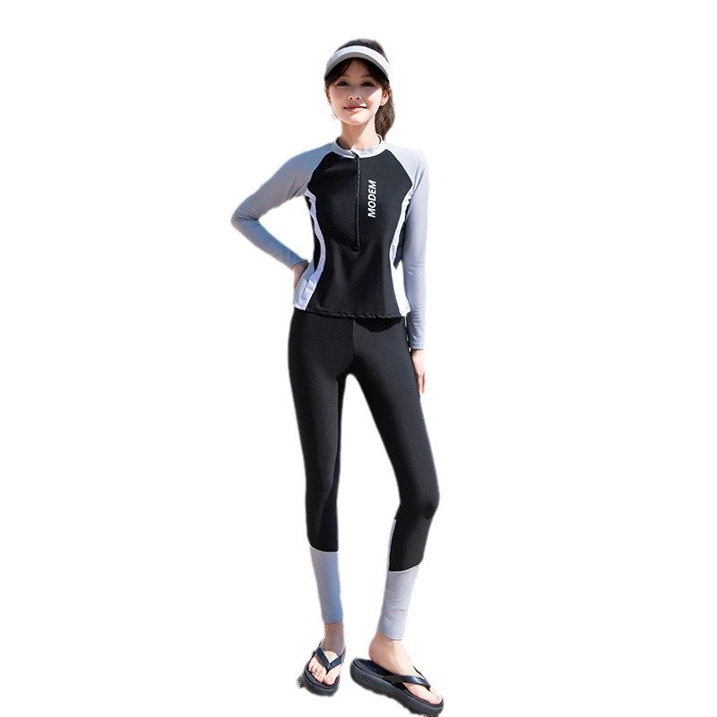 Ms. Swimsuit's new 2024 swim and sunscreen three sets of long-sleeved, long-sleeved, long-sleeved, surfing-diving-diving-eater