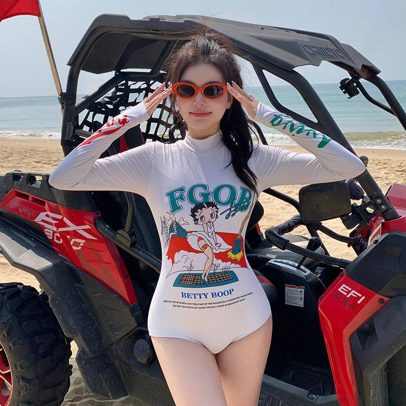 The swimmers' 2024 new surf diving suit, the lady with a thin, long, long, sun-proof, triangulation hot spring