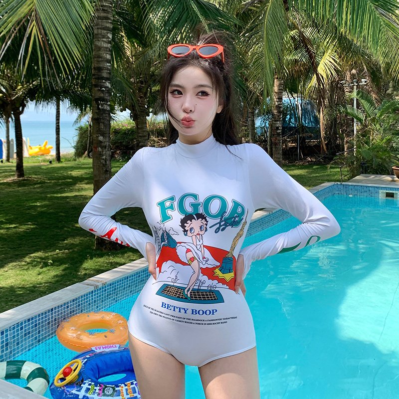 The swimmers' 2024 new surf diving suit, the lady with a thin, long, long, sun-proof, triangulation hot spring