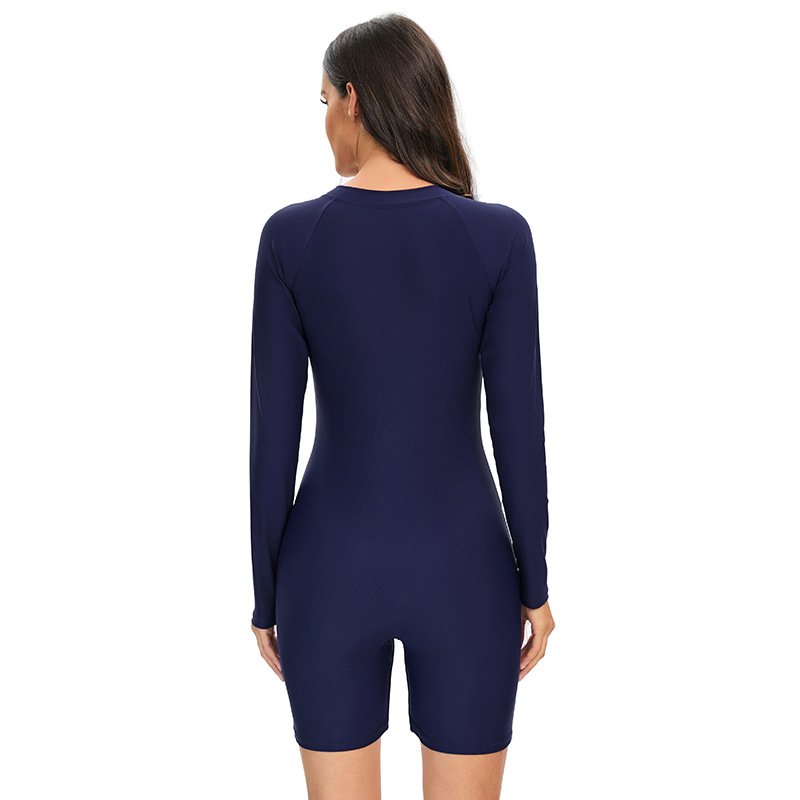 A new 2024, colored, long-sleeved, sun-swipe-proof, lean-skinned zipper