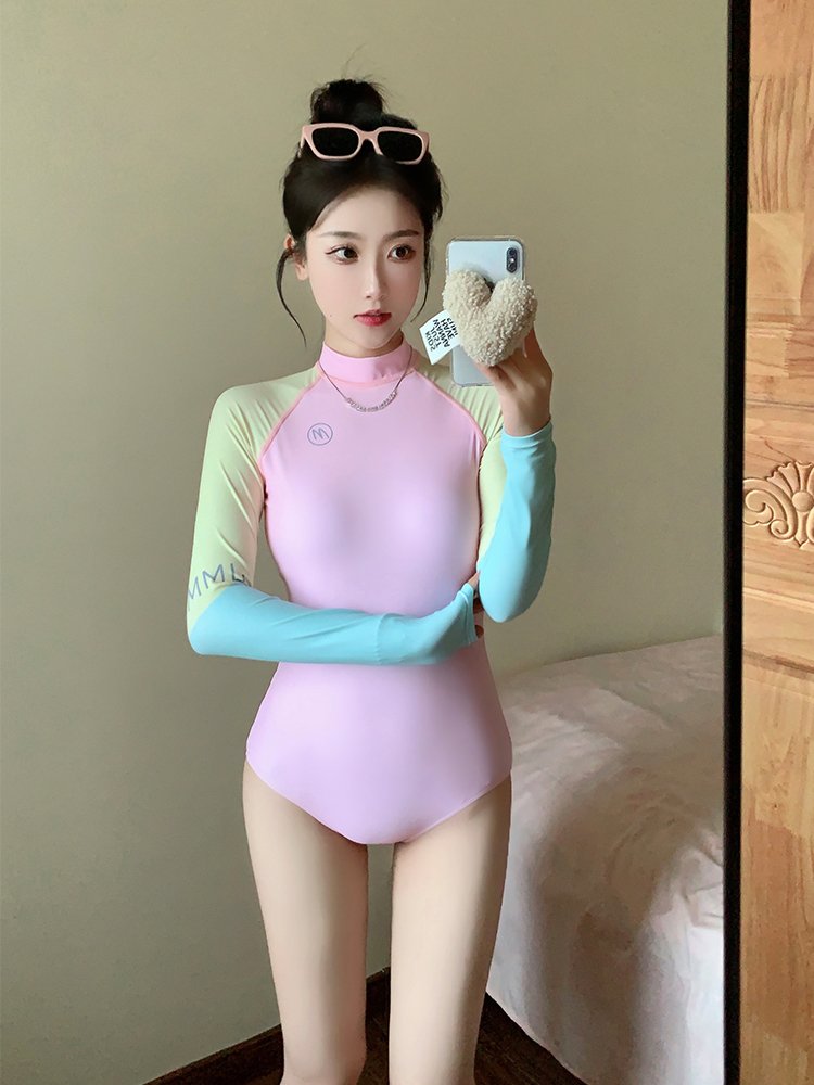 Swimming suit, long-sleeved sunscreen