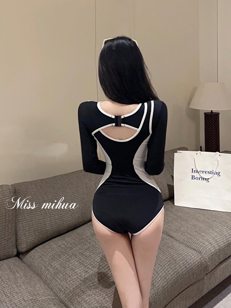 Swimming suit, long-sleeved, chubby girl