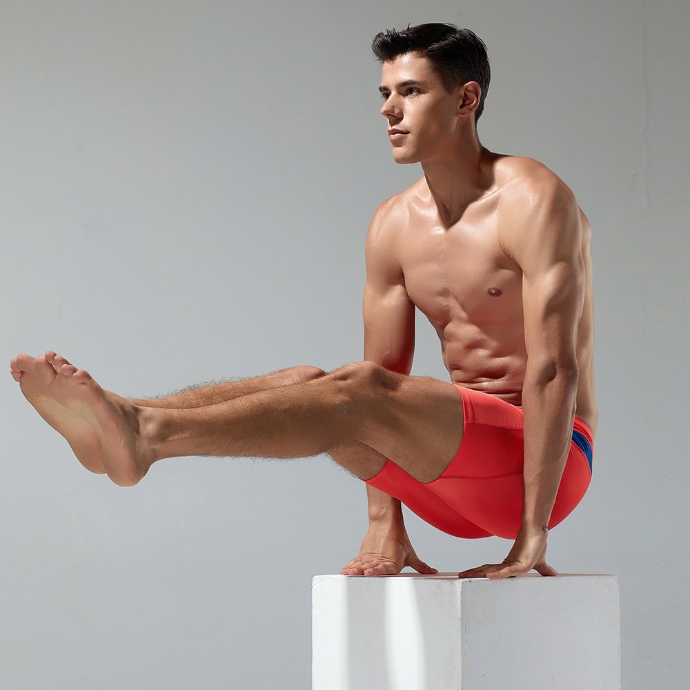 Europe and America specializing in five-minute swimsuits, men's sandbuttons low, sexy, flat-side swimming