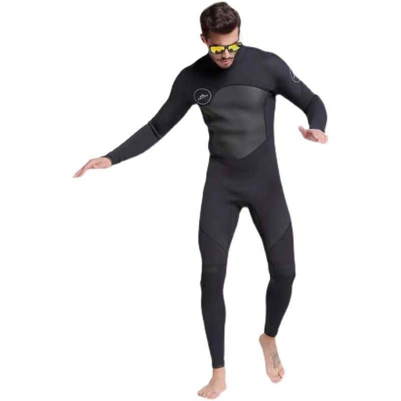 3/5mm co-heat-proof diving suit for a man with a sunscreen bathing suit and a woman with a warm, free diving suit for a jellyfish wet
