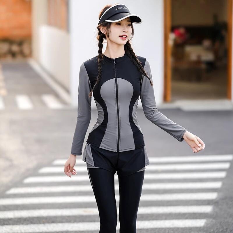 A new 2024 for the German bathing suit, long-sleeved, long-sleeved, tan-proof surfing suit