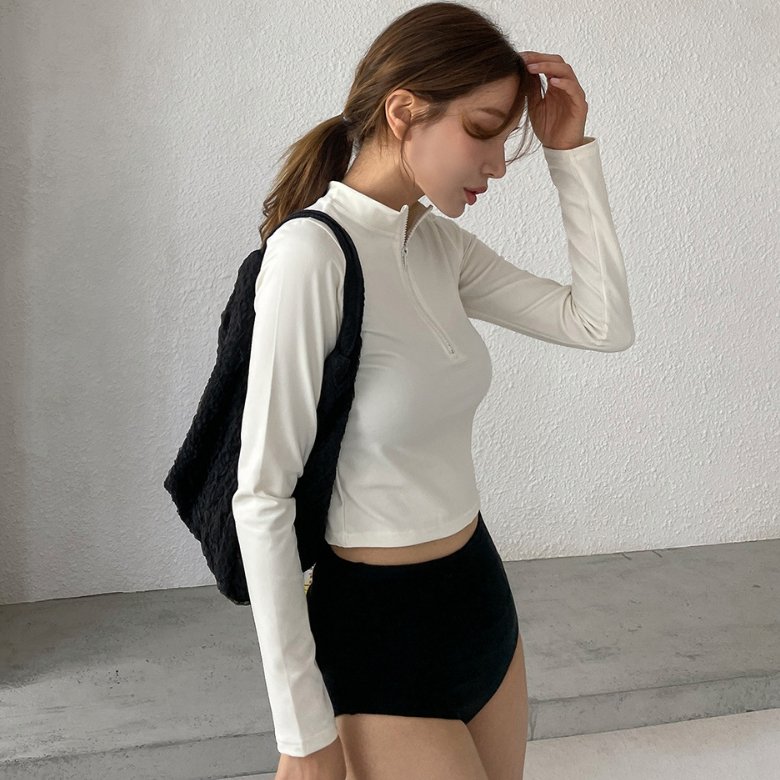 The lady's new 2024 dive suit, long-sleeved sunscreen, three sets of scrawny, thin-covered seaside vacation