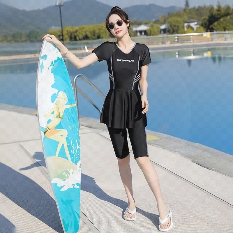 The bathing suit girl, 2024, a new hot spring and winter, a scrawny, scrawny, scrawny swimsuit girl