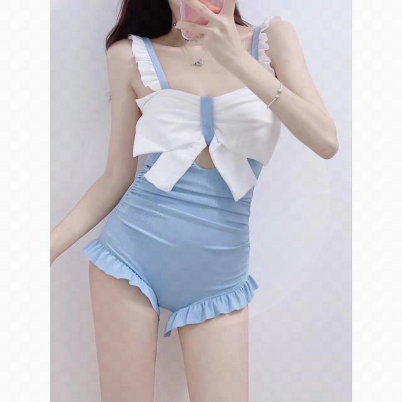 the bathing suit girl's new 2024 conservative south korean ins with a scrawny waist over his belly