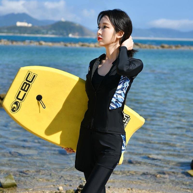 Diving suit, 2023, surf-proof suit, new bathing suit, beach, long-sleeved sports woman outdoors