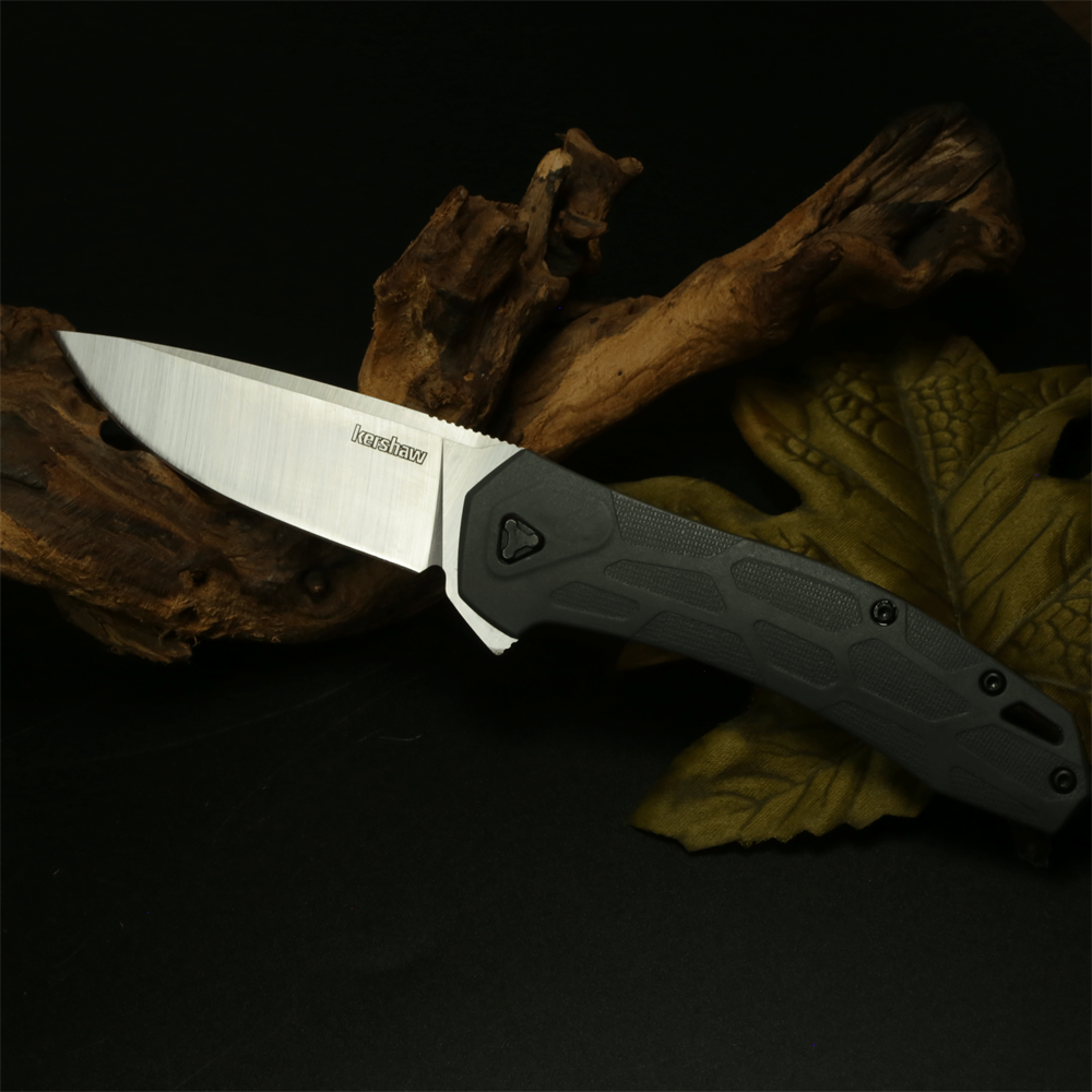 A high-hard-out-of-the-door survival folder and a bag of fruit knife and a field camping knife, 2042
