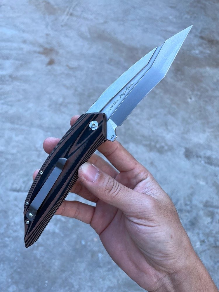 The high-end U.S. tactical folding knife, high-strength creative power, and the outdoor camping art of defense