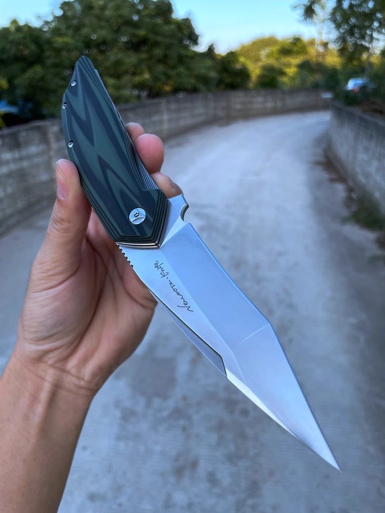 The high-end U.S. tactical folding knife, high-strength creative power, and the outdoor camping art of defense