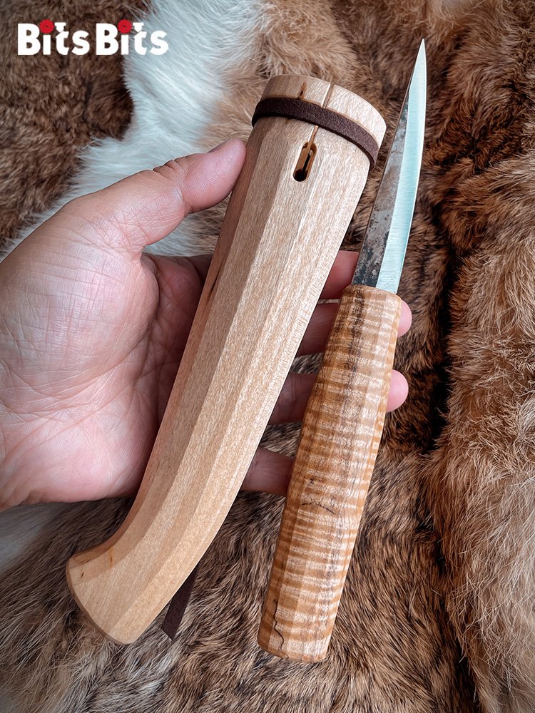 AN OUTDOOR SURVIVAL KNIFE WITH A FIELD BC CAMPING KNIFE TO SURVIVE WITH A HIGH-STRENGTH FINNISH-STYLE NORDIC KNIFE