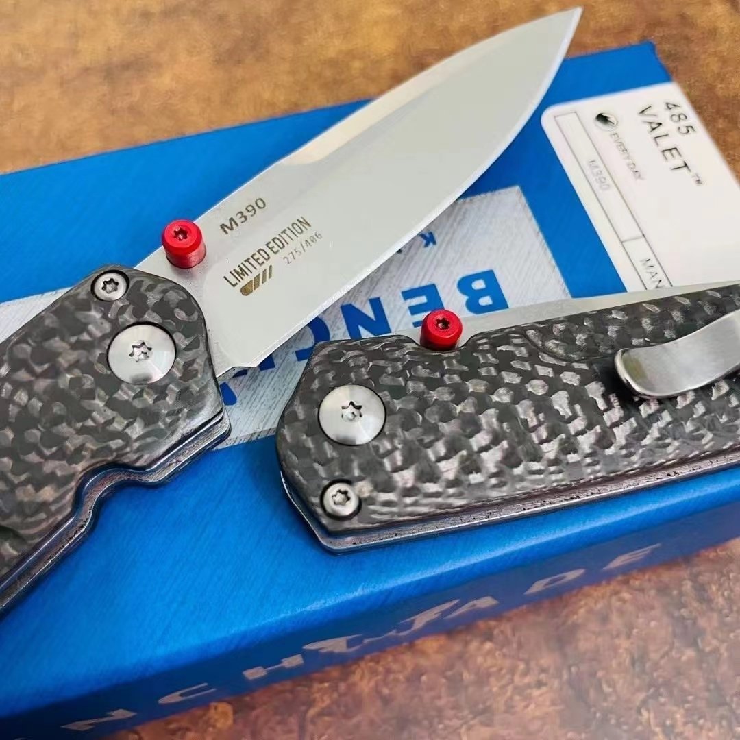 BUTTERFLY BM 485 EXTERIOR FOLDING KNIFE D2 STEEL-FIBRE AXLE-CARB-CARRYING BLADE FOR A HIGH-STRENGTH BREAKER